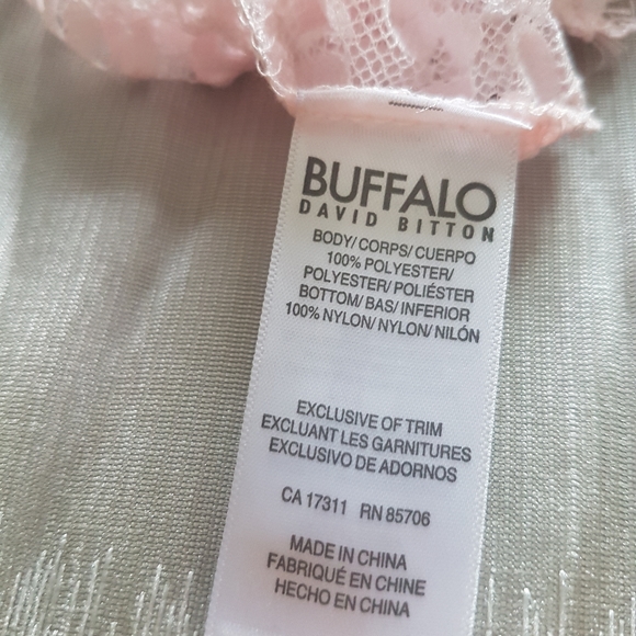 🛍BUFFALO David Bitton🛍 Lace Top with Ruffle - Picture 7 of 7
